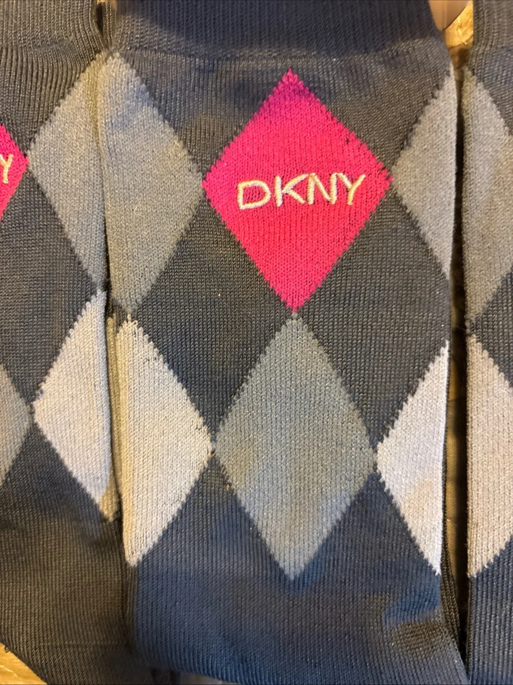 Dkny classic argyle